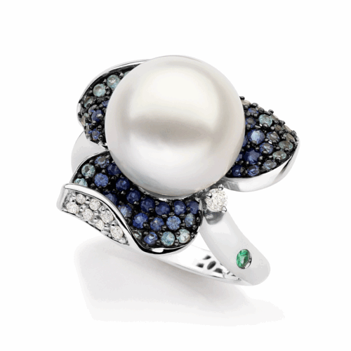 Anel Ouro Branco Flor com Safiras Azuis Topázios Azuis Diamantes e Pérola South Sea
