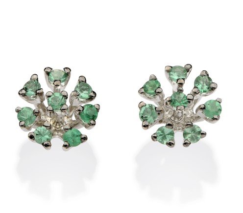 Brinco ouro branco com esmeraldas 