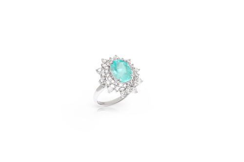 Anel ouro branco, turmalina paraíba 3,19ct e diamantes 1,20ct.